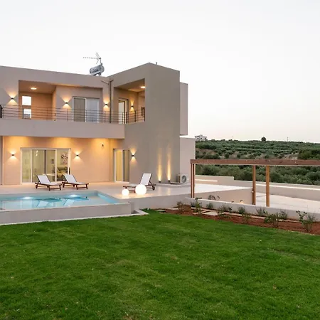 Blue Sky Villas Arkalochori Room photo