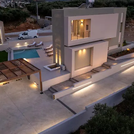 Blue Sky Villas Arkalochori Room photo
